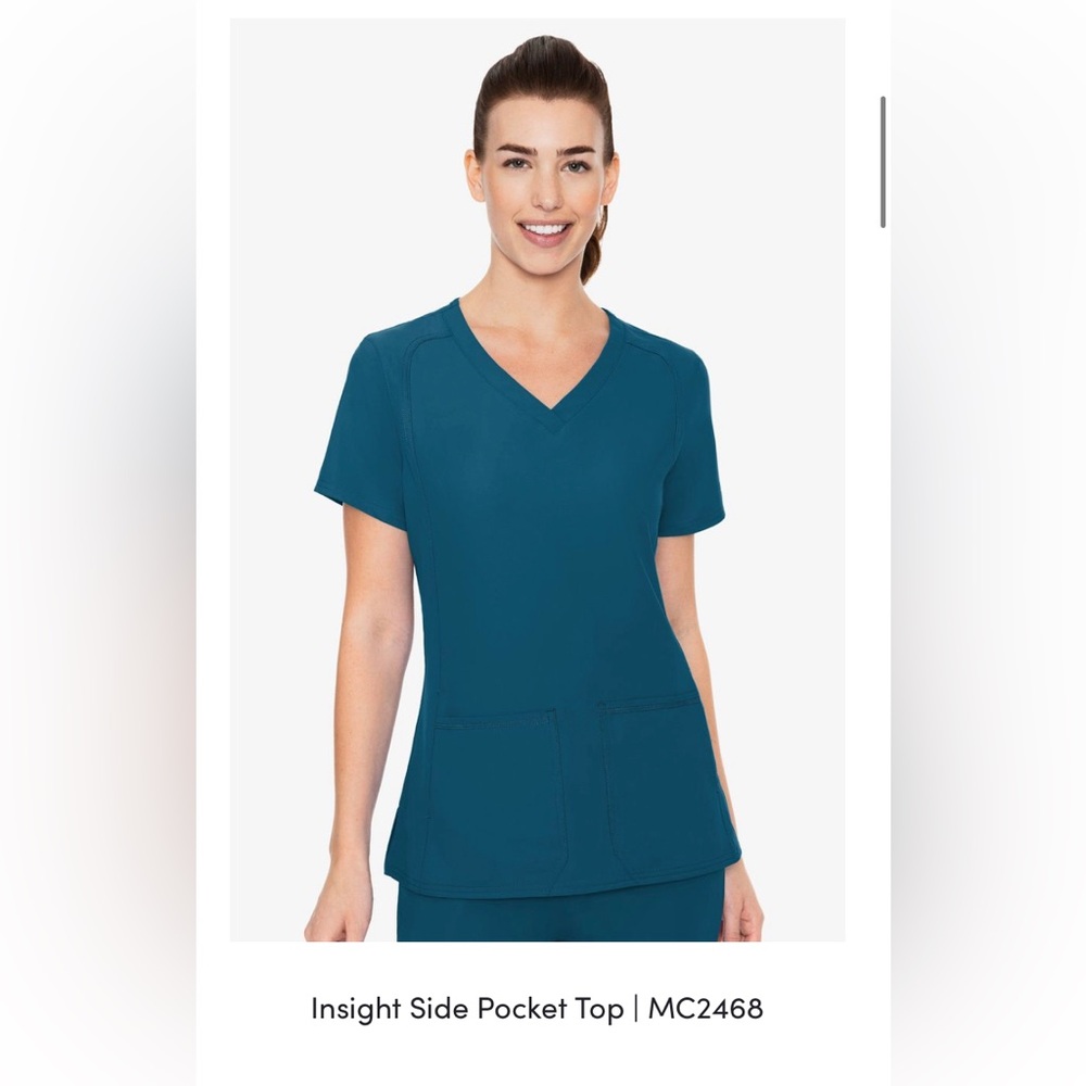 Med Couture Scrub Top - Picture 3 of 6